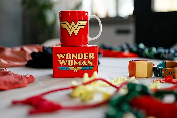 Accessoires dürfen auch mal “knallen”. Bring zu deinem Business Shooting m